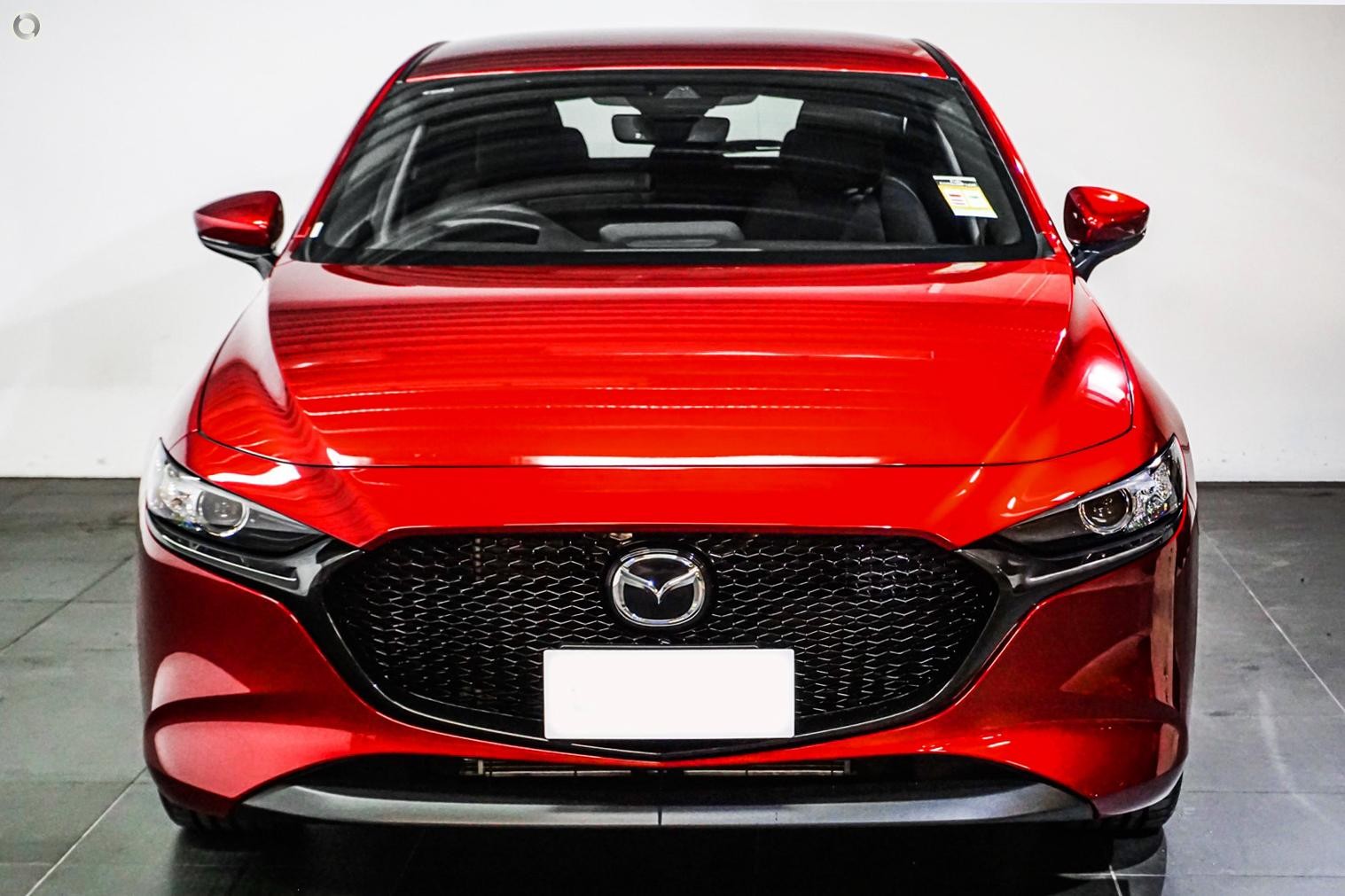 Mazda 3 image 2