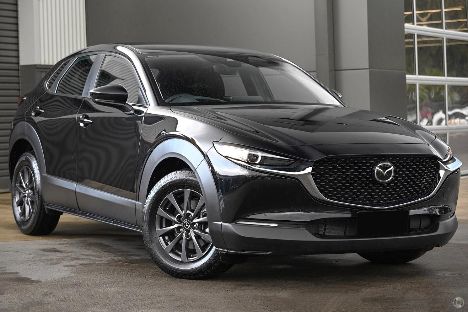 Mazda Cx-30 image 1