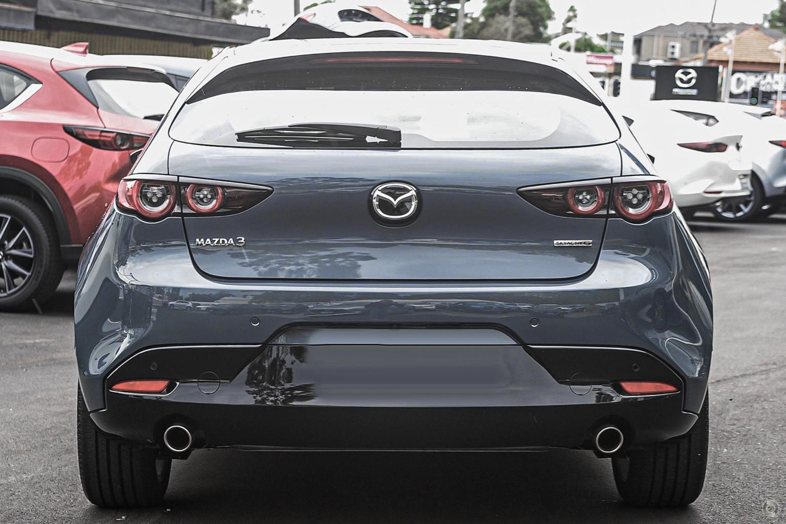 Mazda 3 image 3