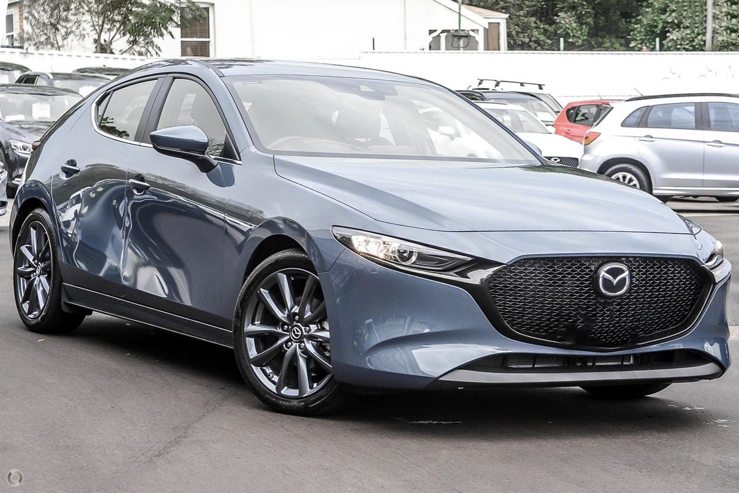 Mazda 3 image 1