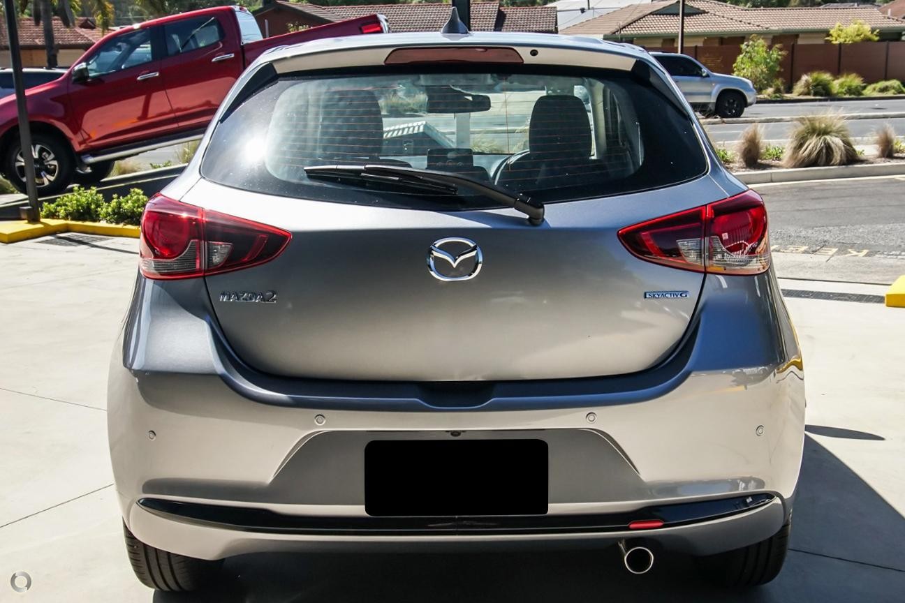 Mazda 2 image 3