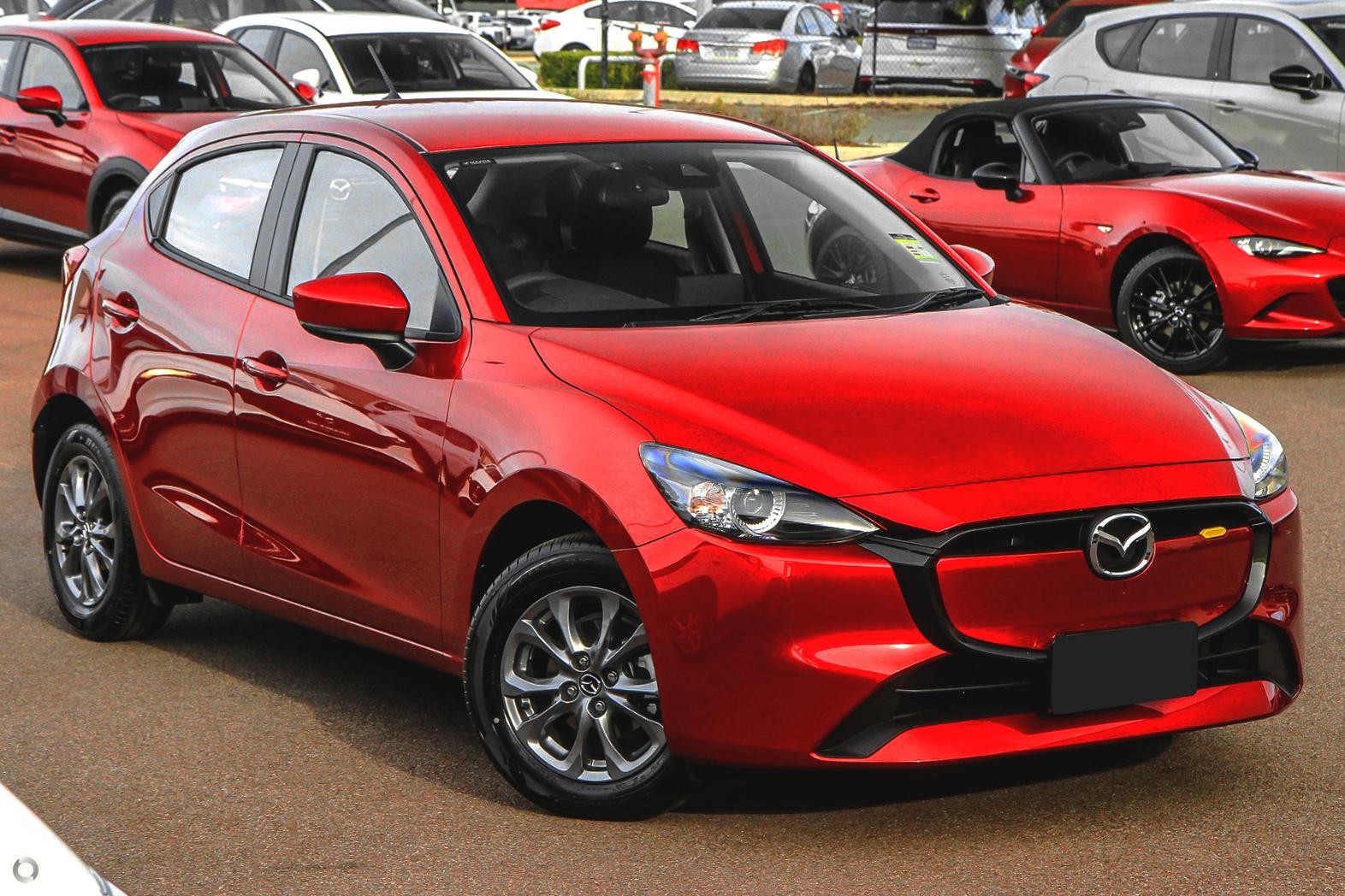 Mazda 2 image 1