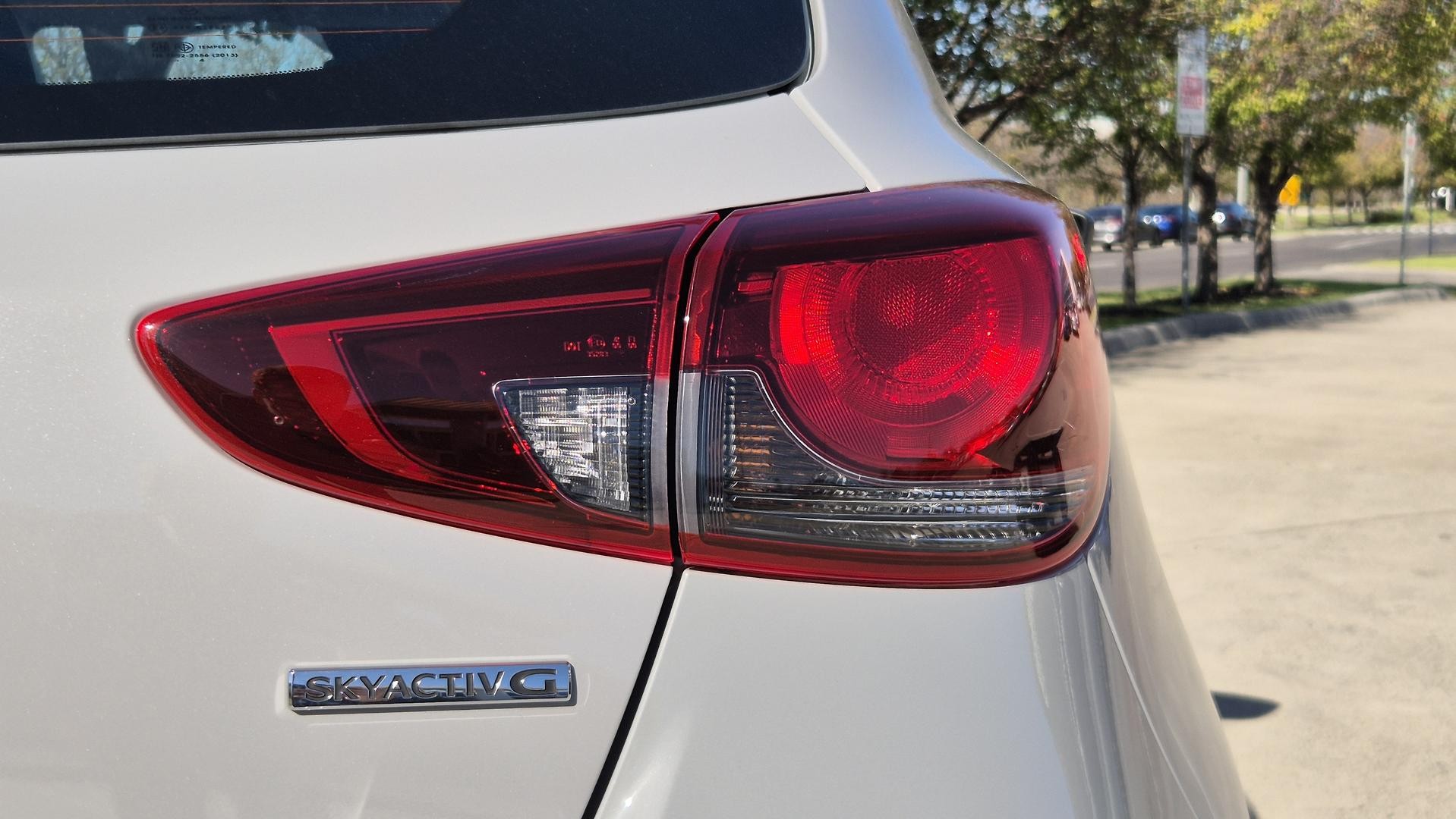 Mazda 2 image 4