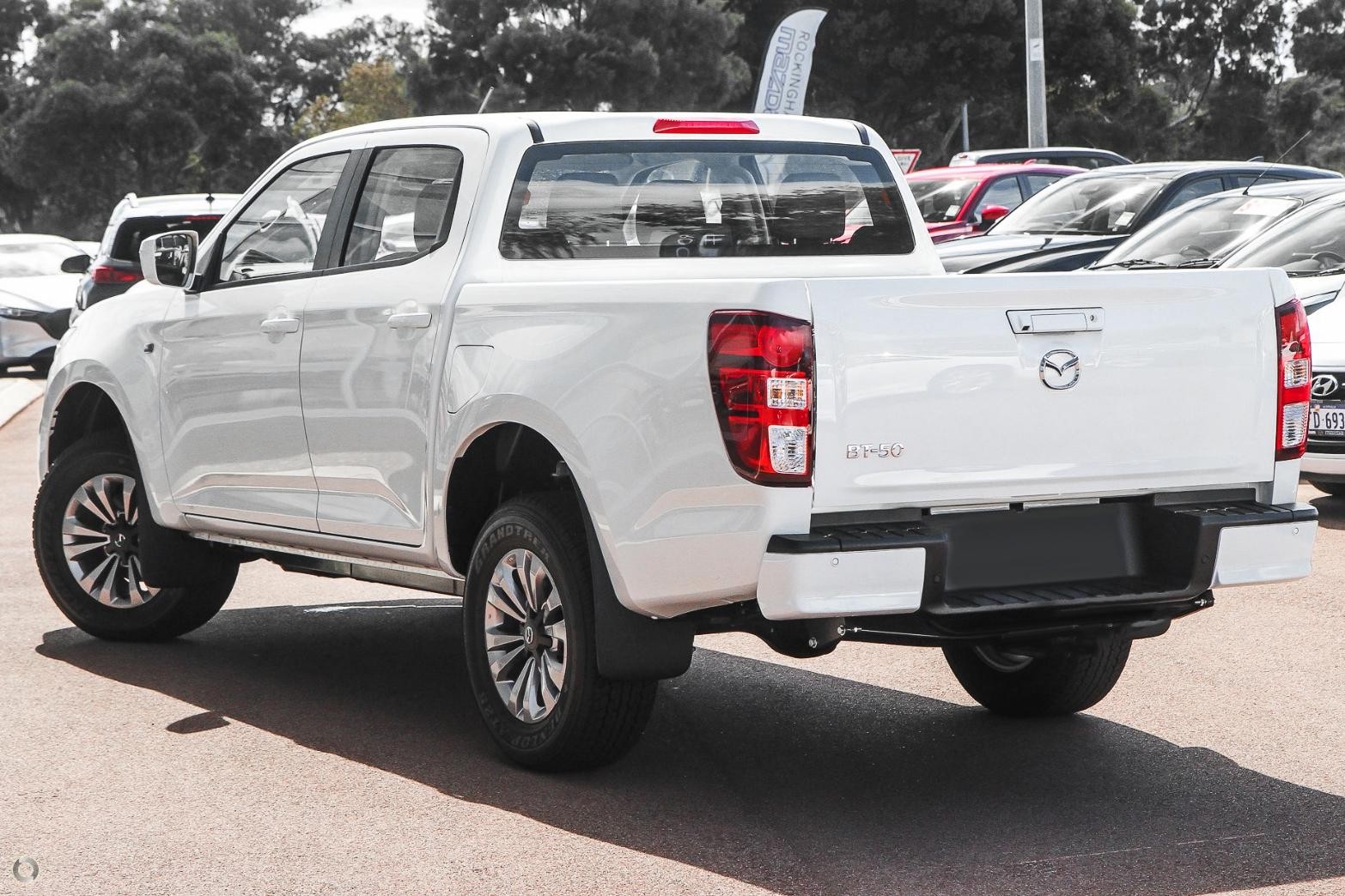 Mazda Bt-50 image 4