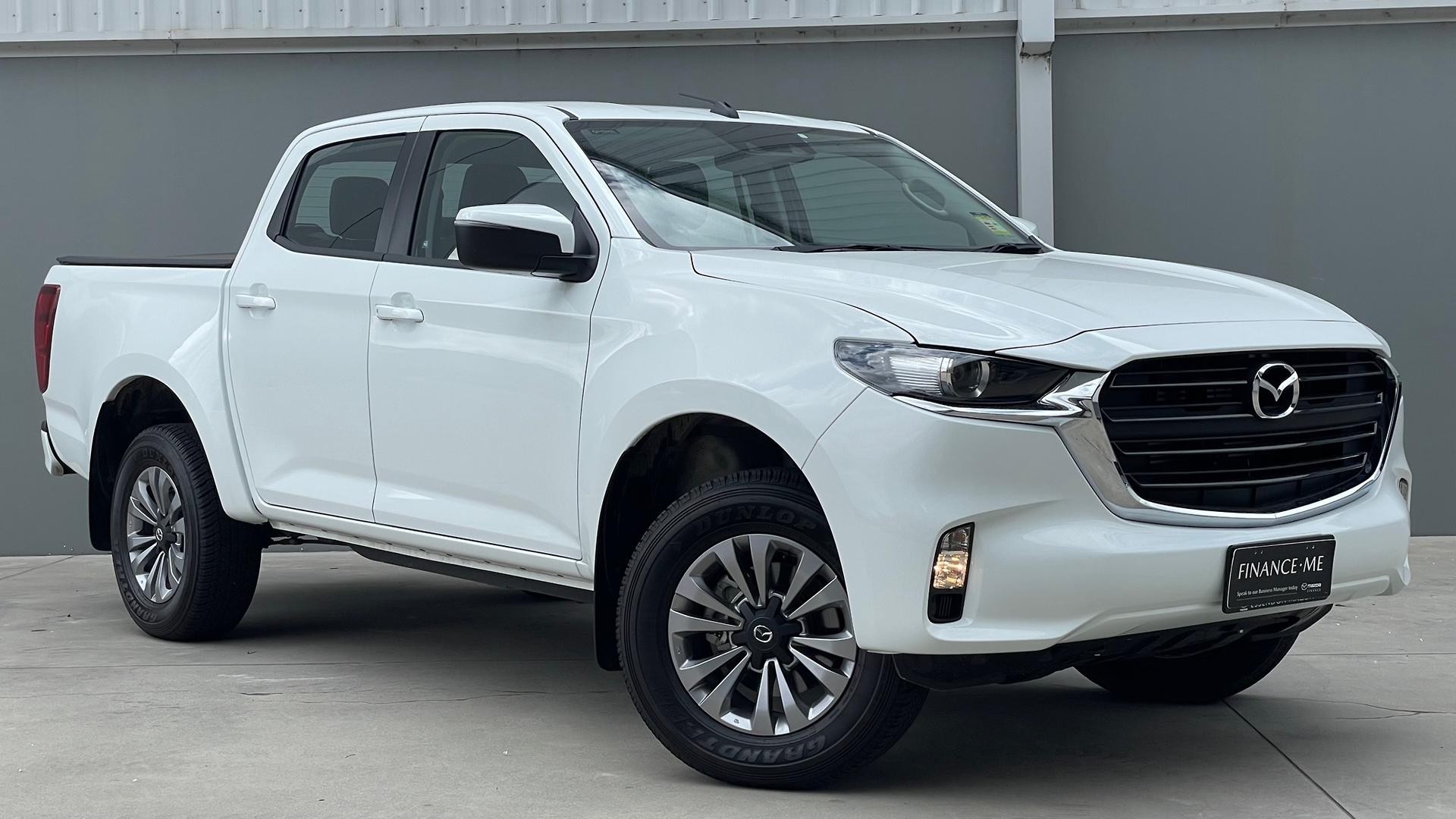 Mazda Bt-50 image 1