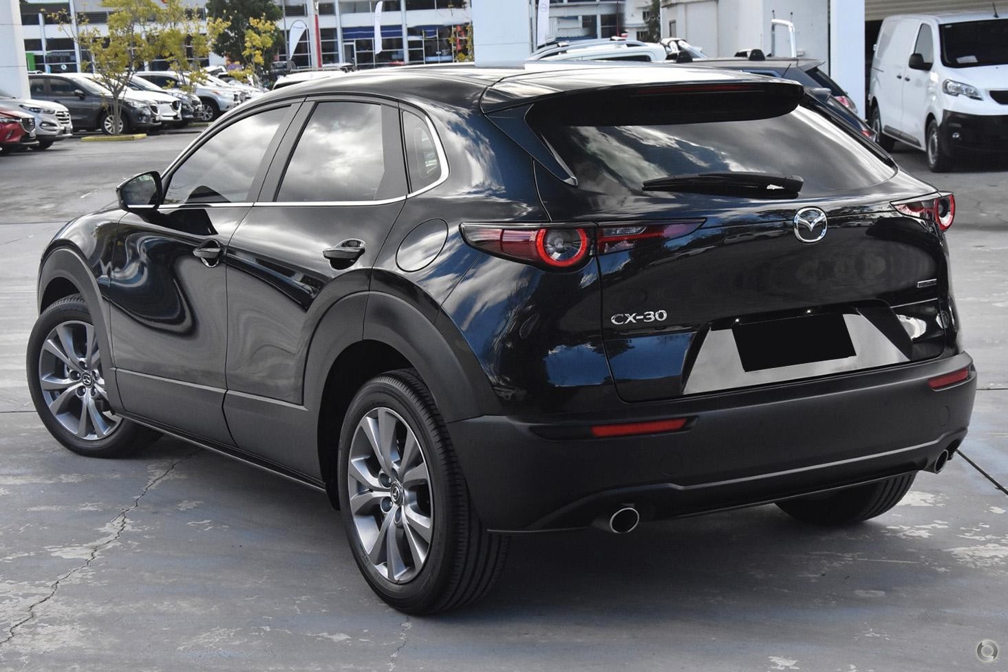 Mazda Cx-30 image 4