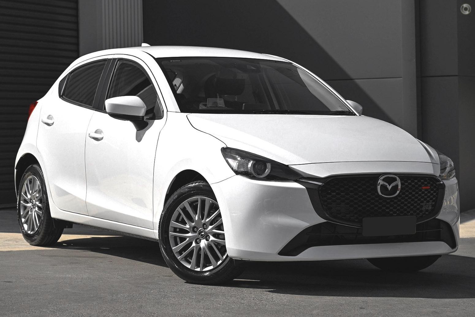 Mazda 2 image 1