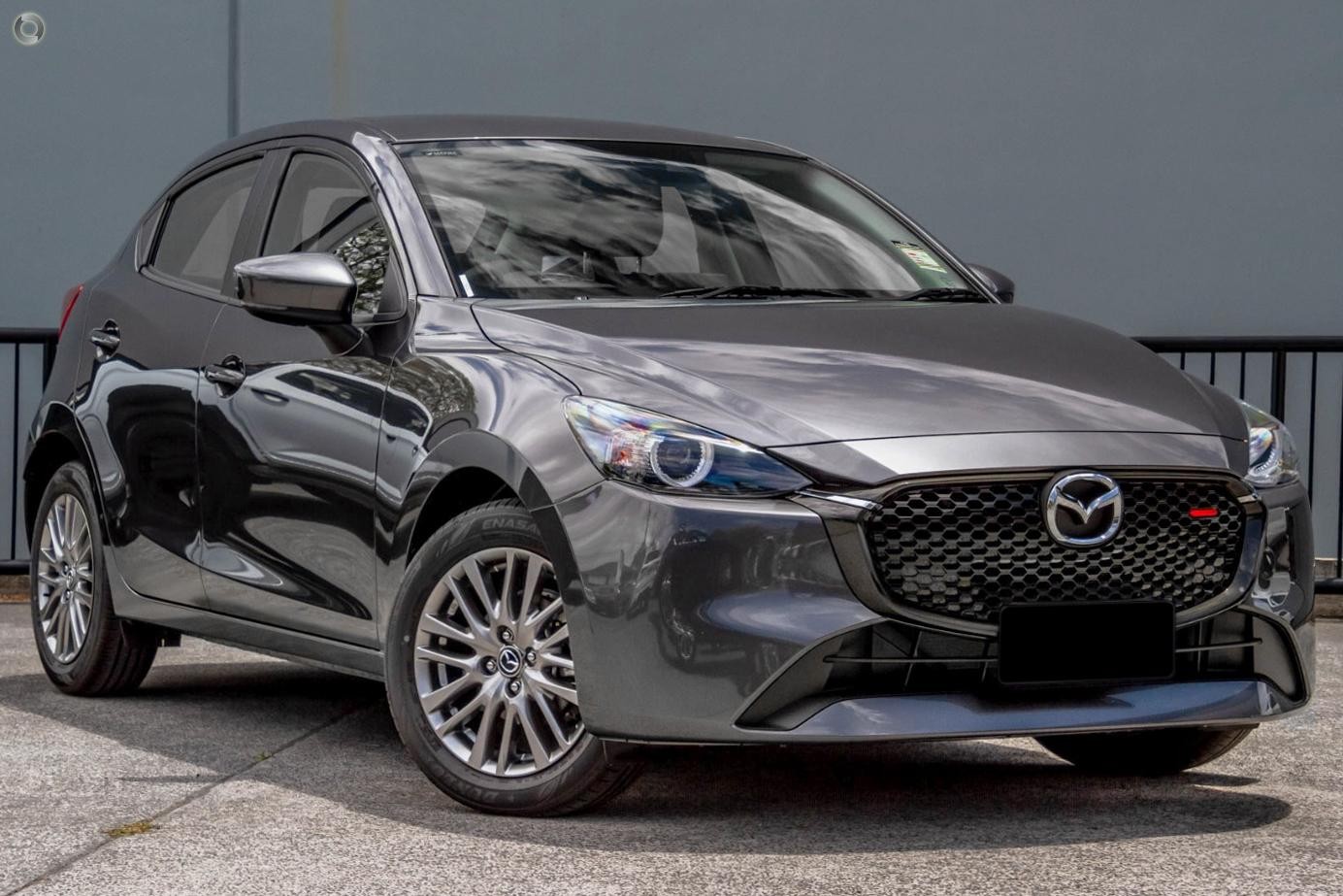 Mazda 2 image 1