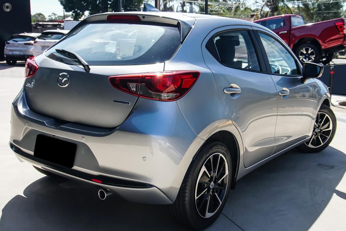 Mazda 2 image 4