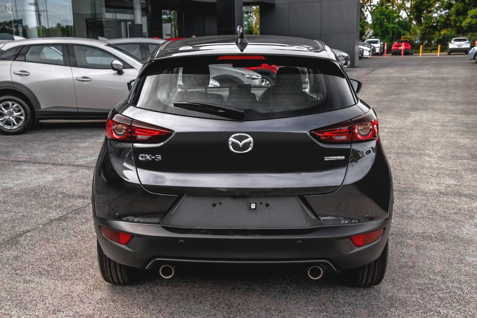 Mazda Cx-3 image 3