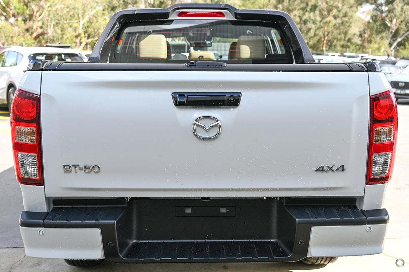 Mazda Bt-50 image 3