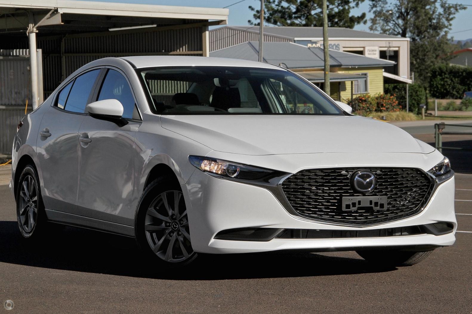 Mazda 3 image 1