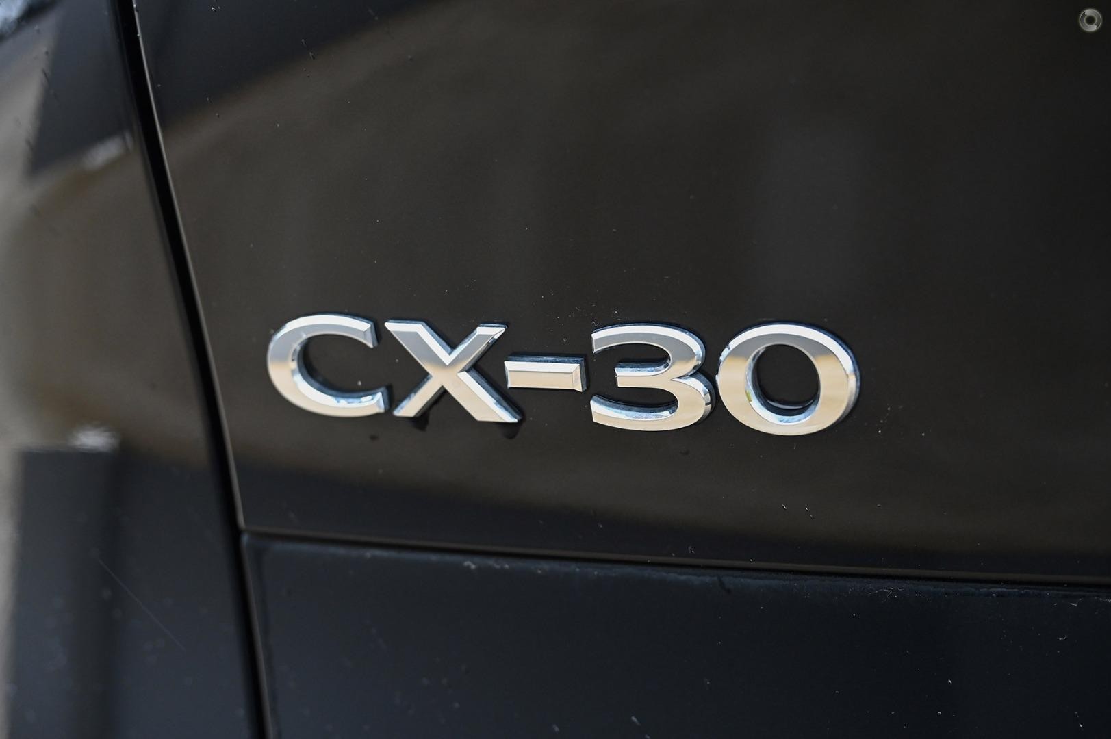 Mazda Cx-30 image 4