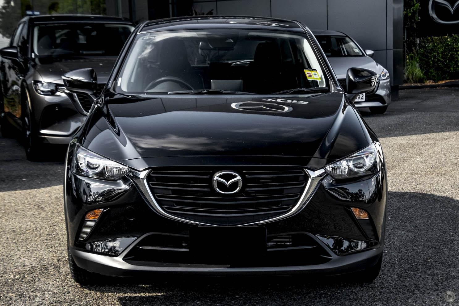 Mazda Cx-3 image 2