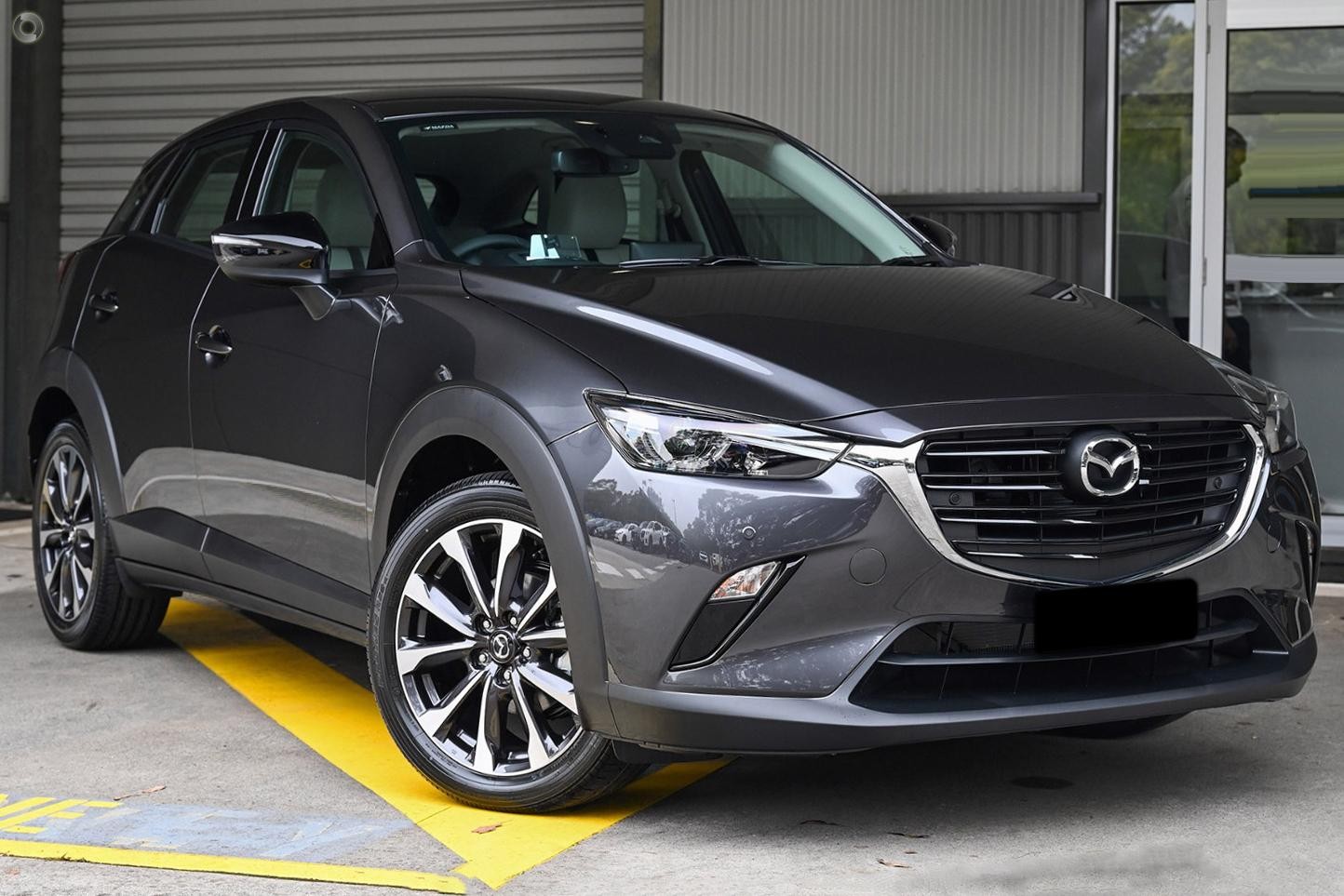 Mazda Cx-3 image 1