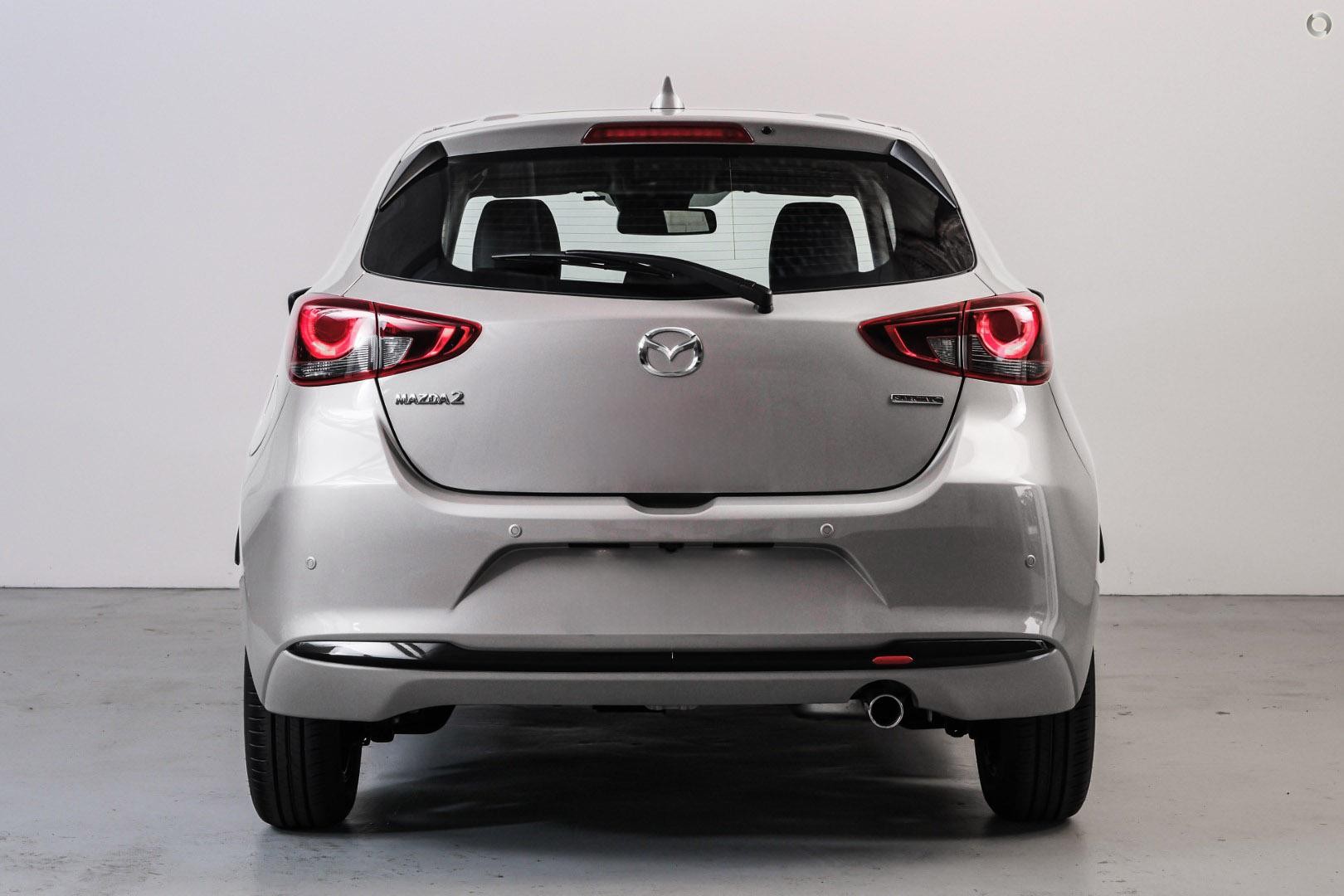 Mazda 2 image 3