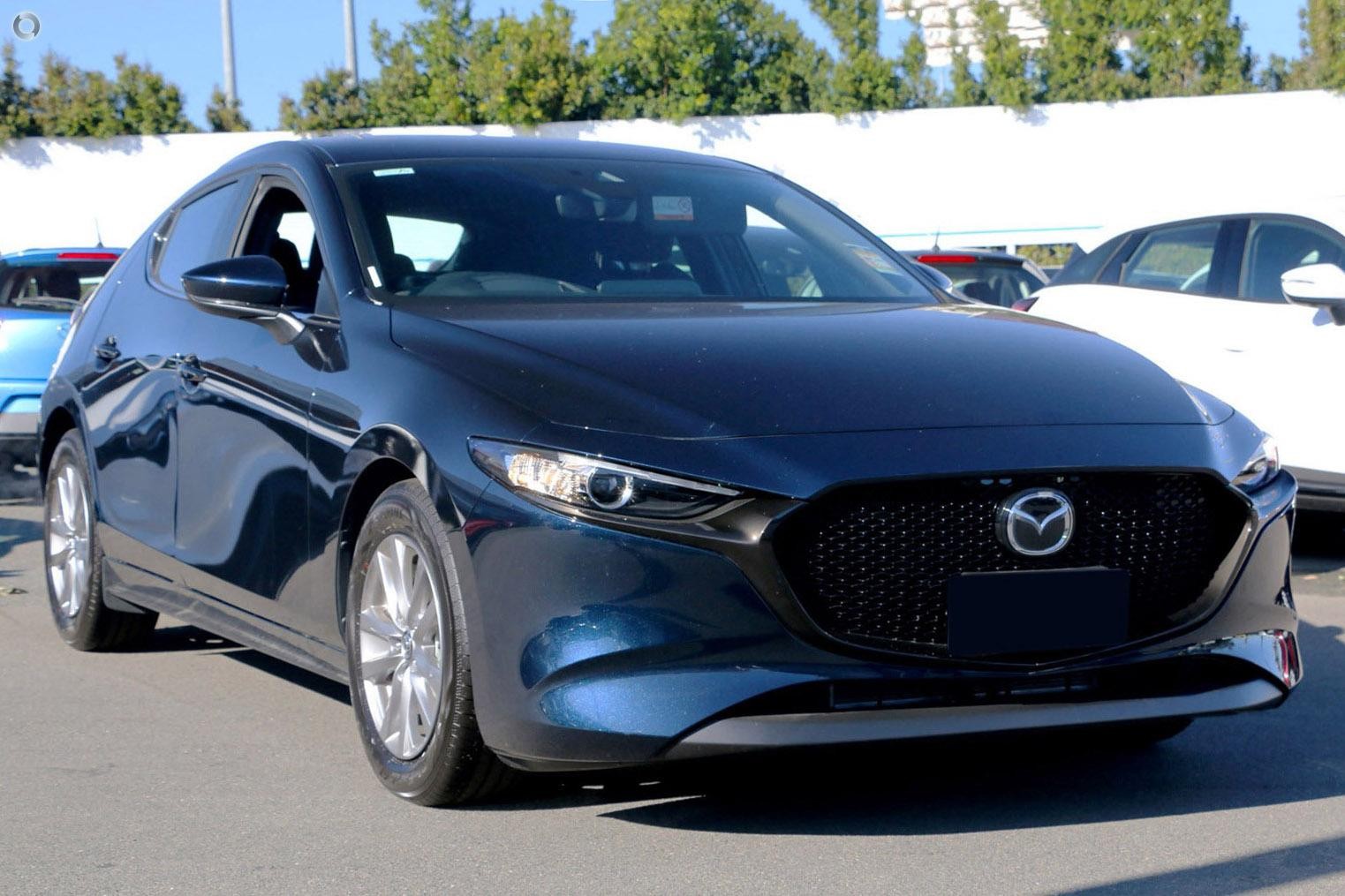 Mazda 3 image 1