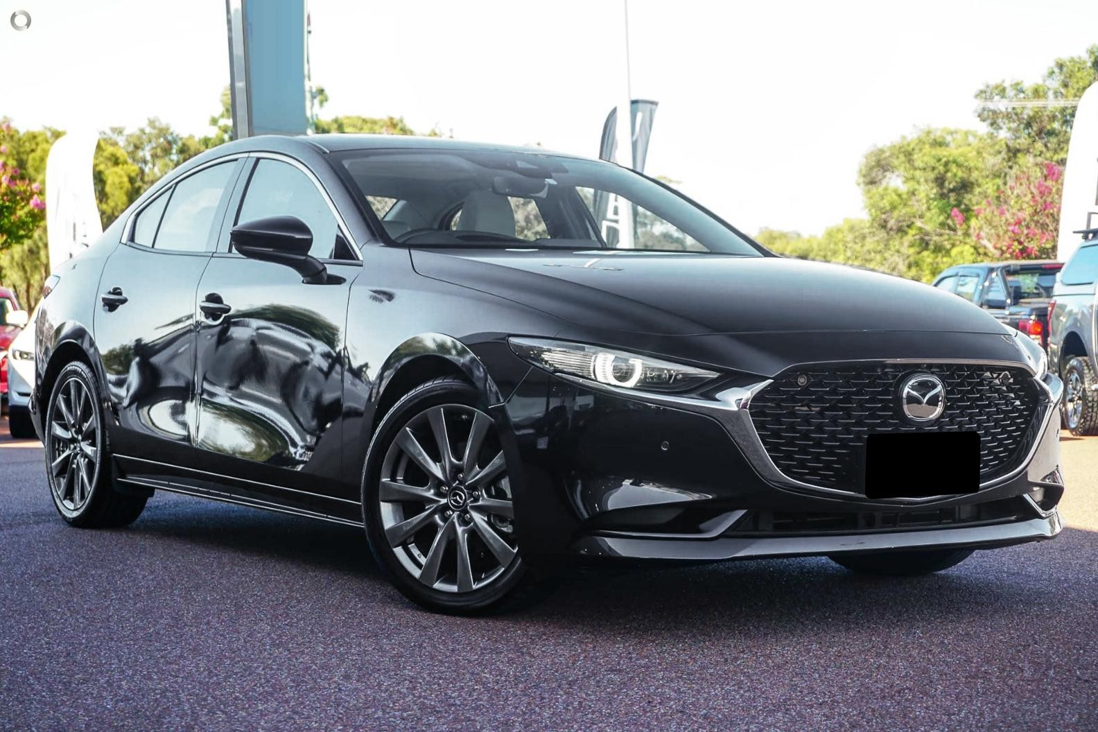 Mazda 3 image 1