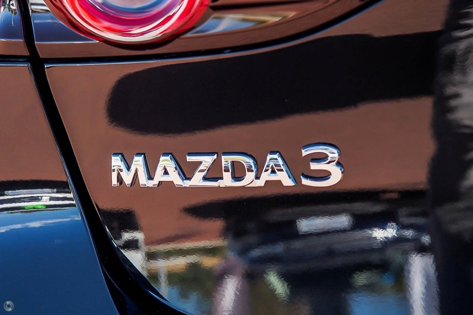 Mazda 3 image 4