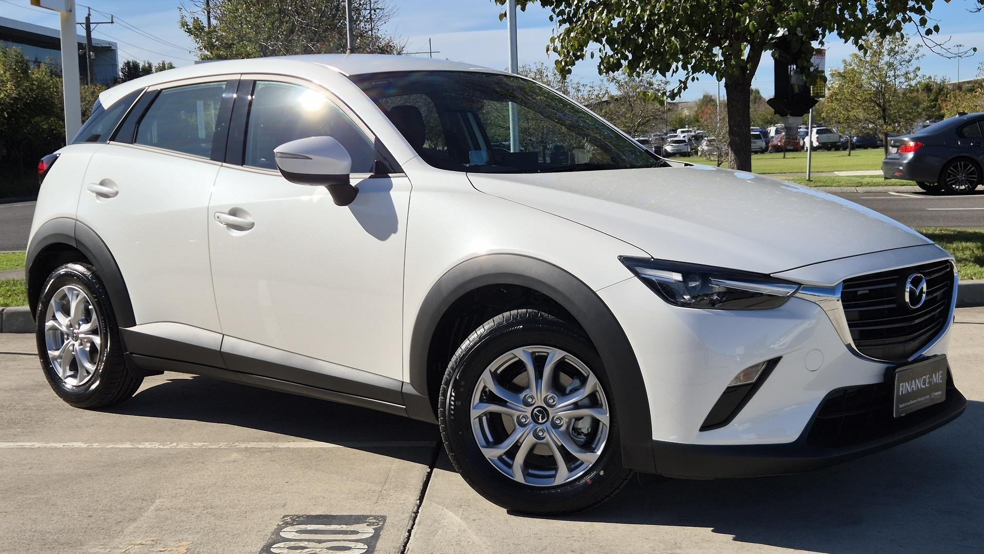 Mazda Cx-3 image 1