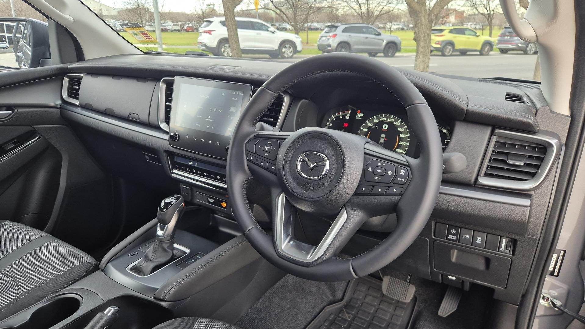 Mazda Bt-50 image 3