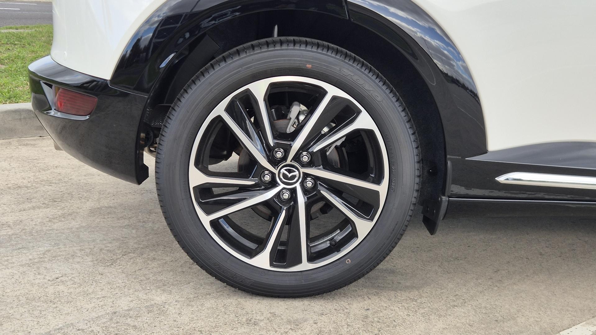 Mazda Cx-3 image 4