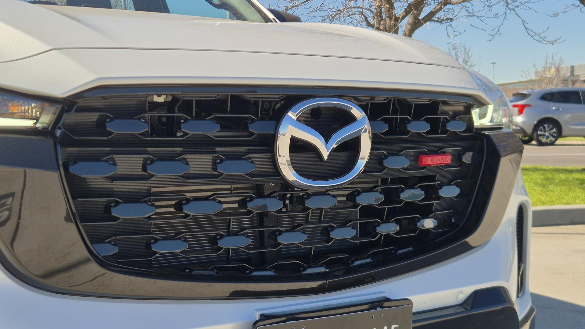 Mazda Bt-50 image 3