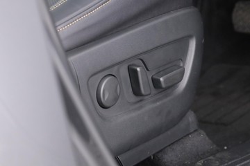https://dvg-vehicle-assets.s3.amazonaws.com/11237236/42orpw2rsz36dksl04bx8a0mt.jpg