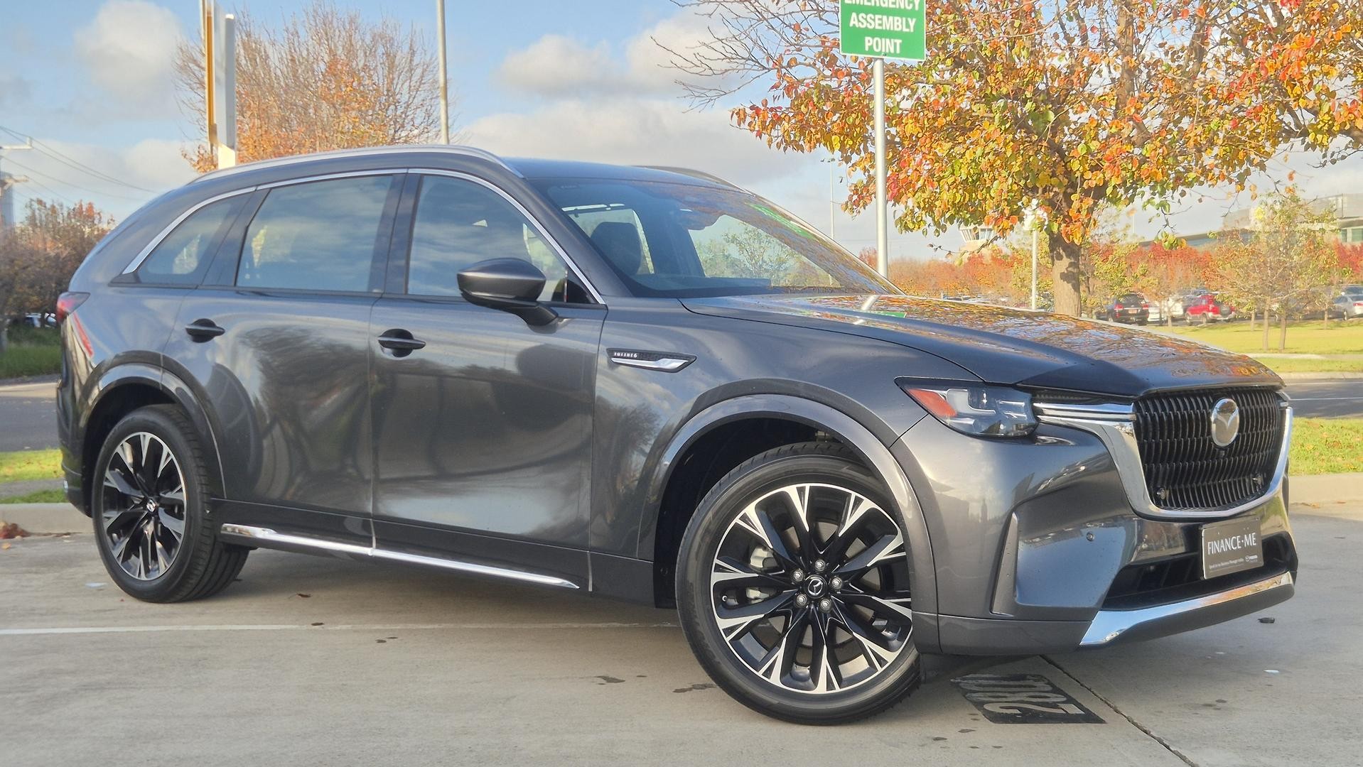Mazda Cx-90 image 1