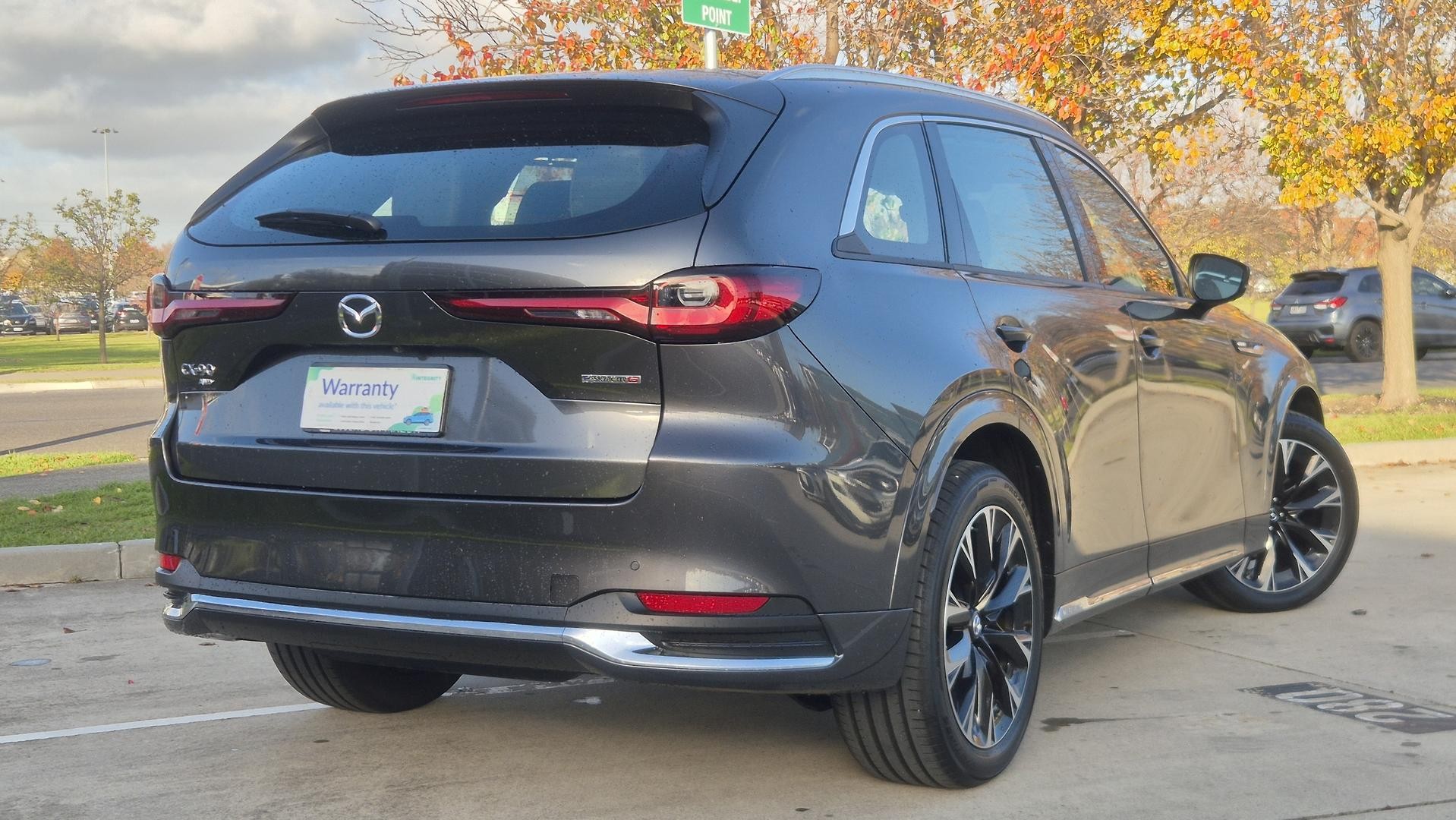 Mazda Cx-90 image 3