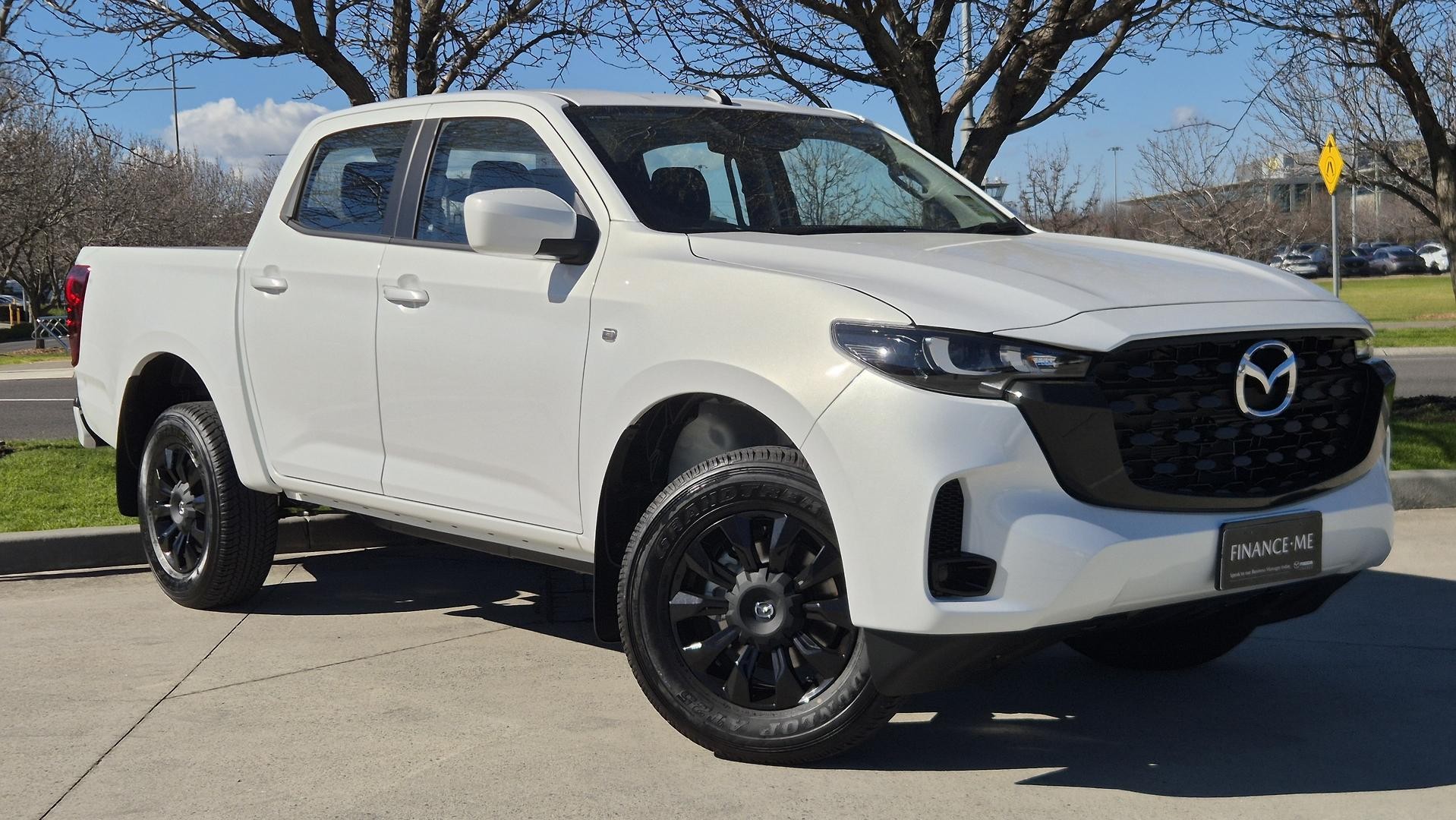 Mazda Bt-50 image 1