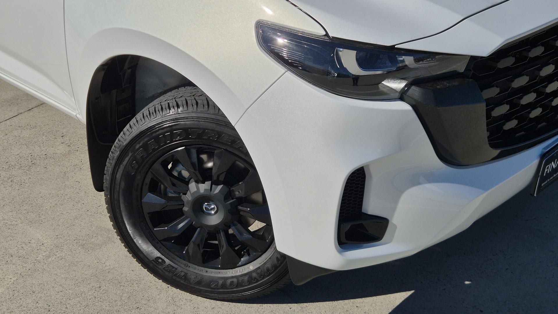 Mazda Bt-50 image 3