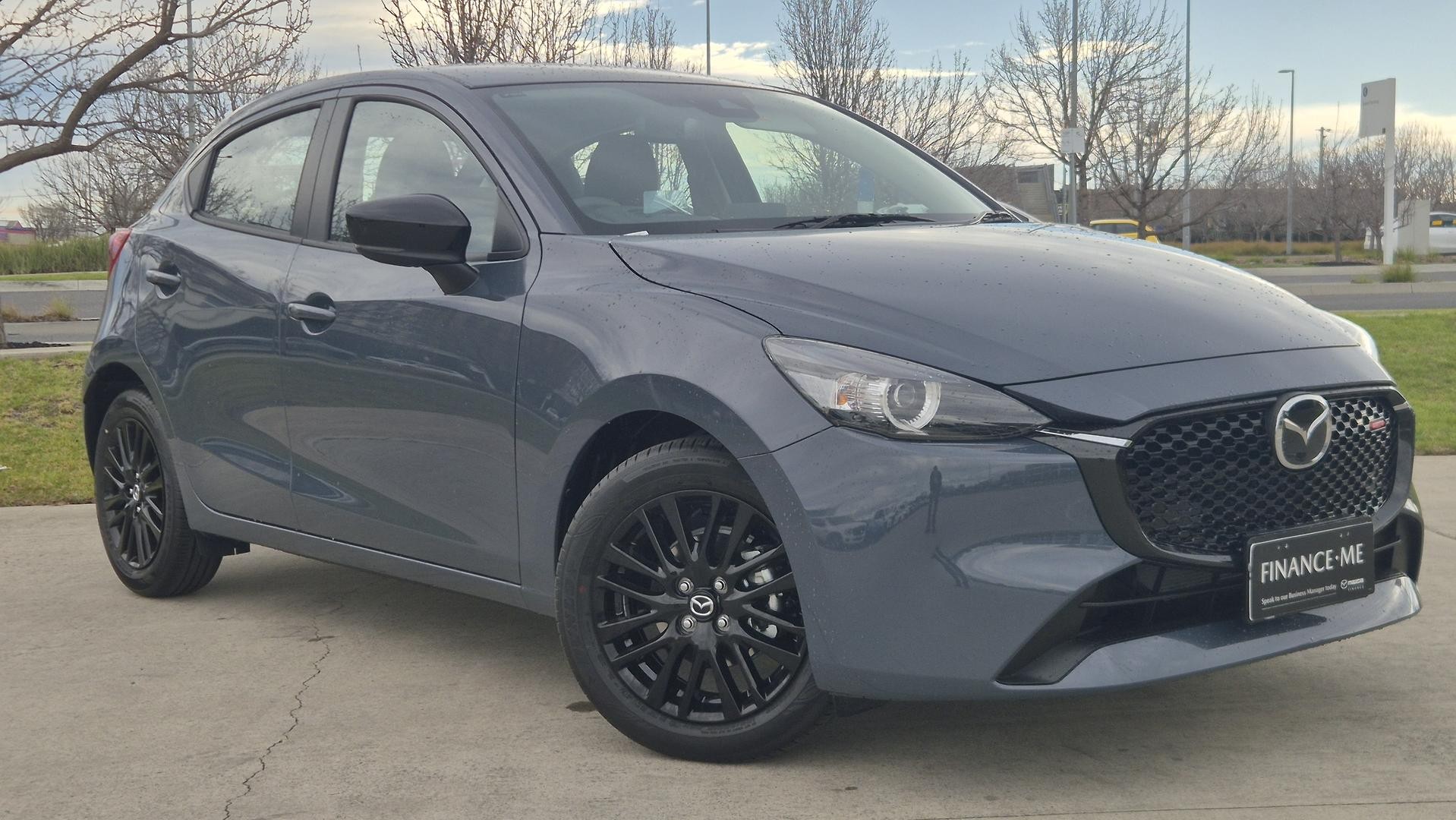 Mazda 2 image 1