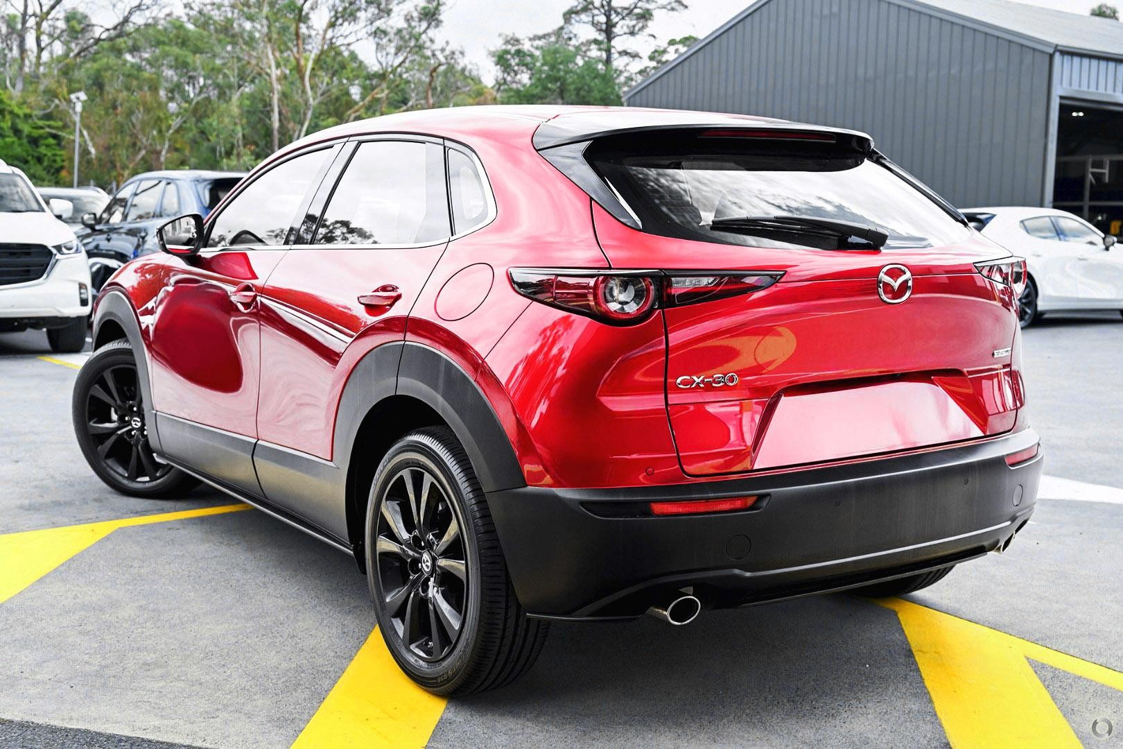 Mazda Cx-30 image 4