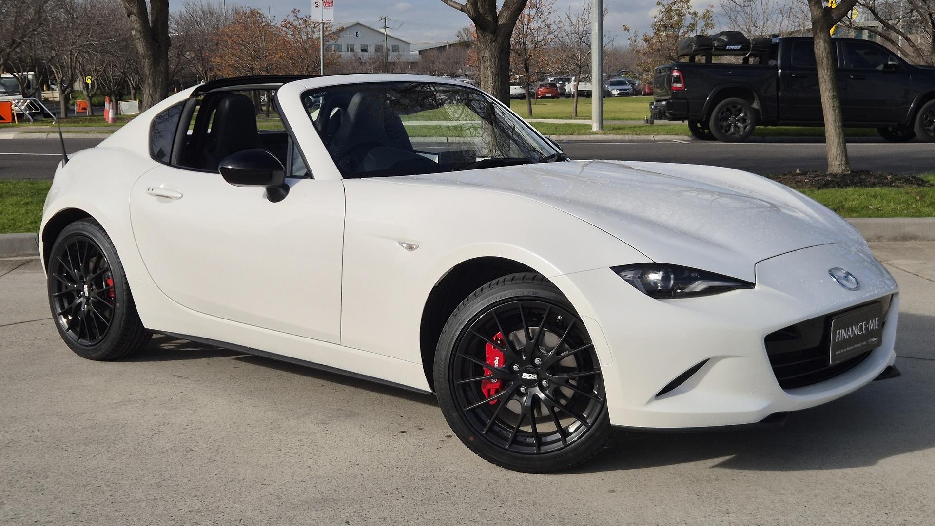 Mazda Mx-5 image 3