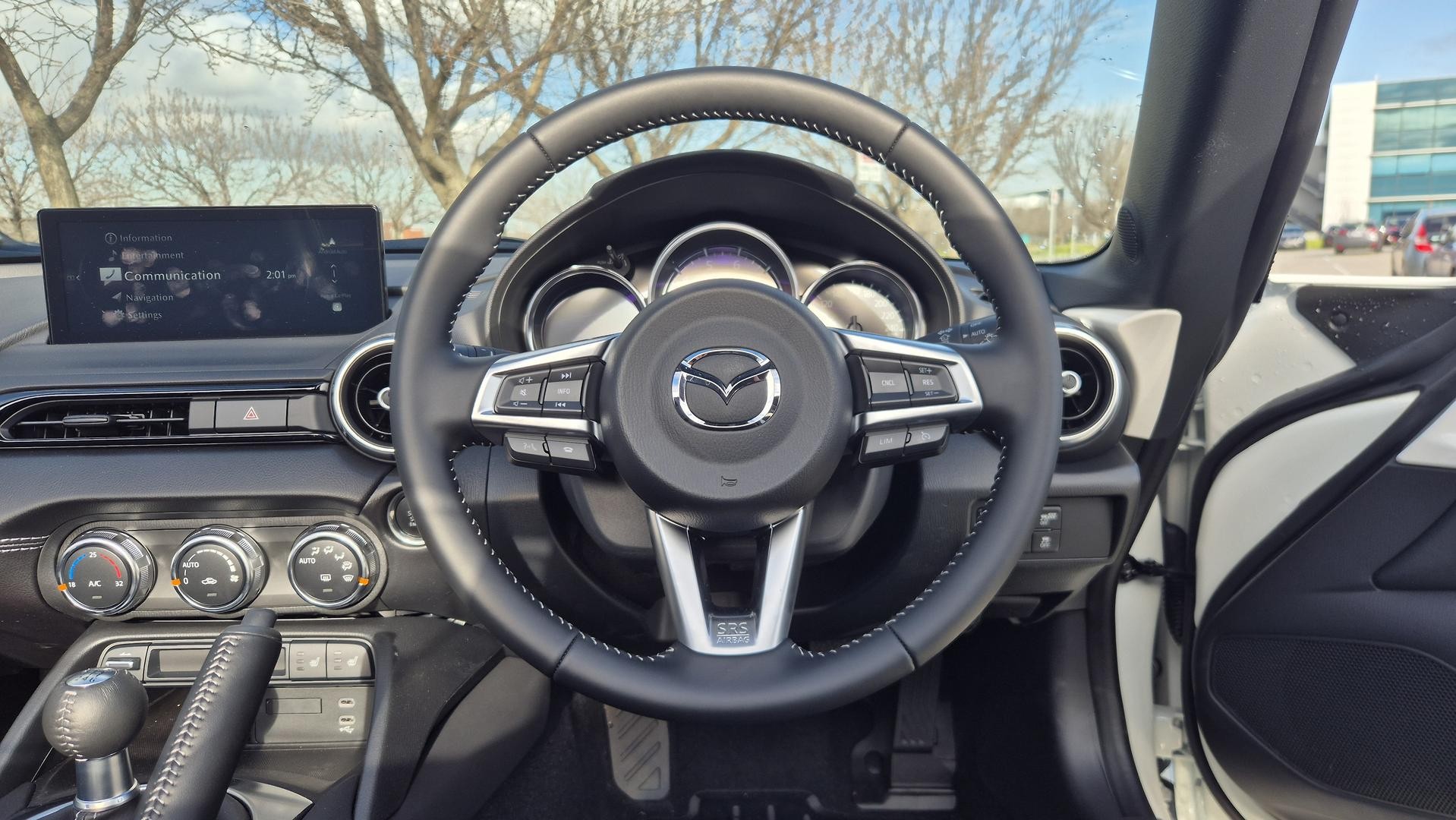 Mazda Mx-5 image 4
