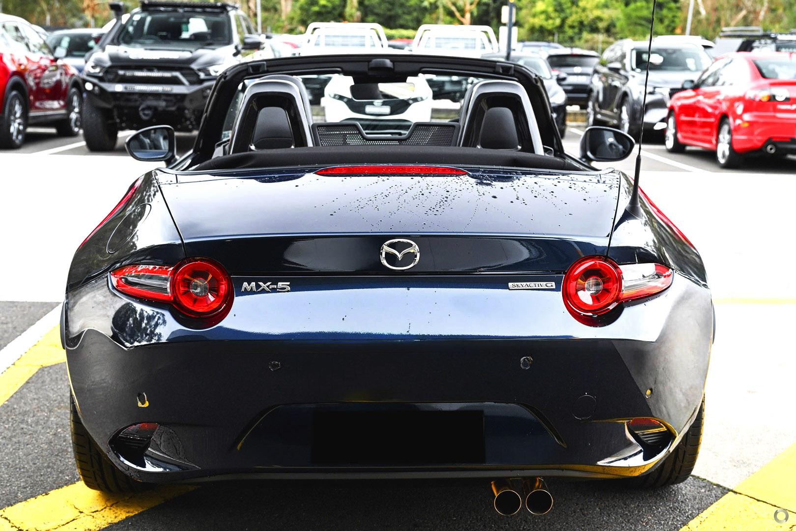 Mazda Mx-5 image 3