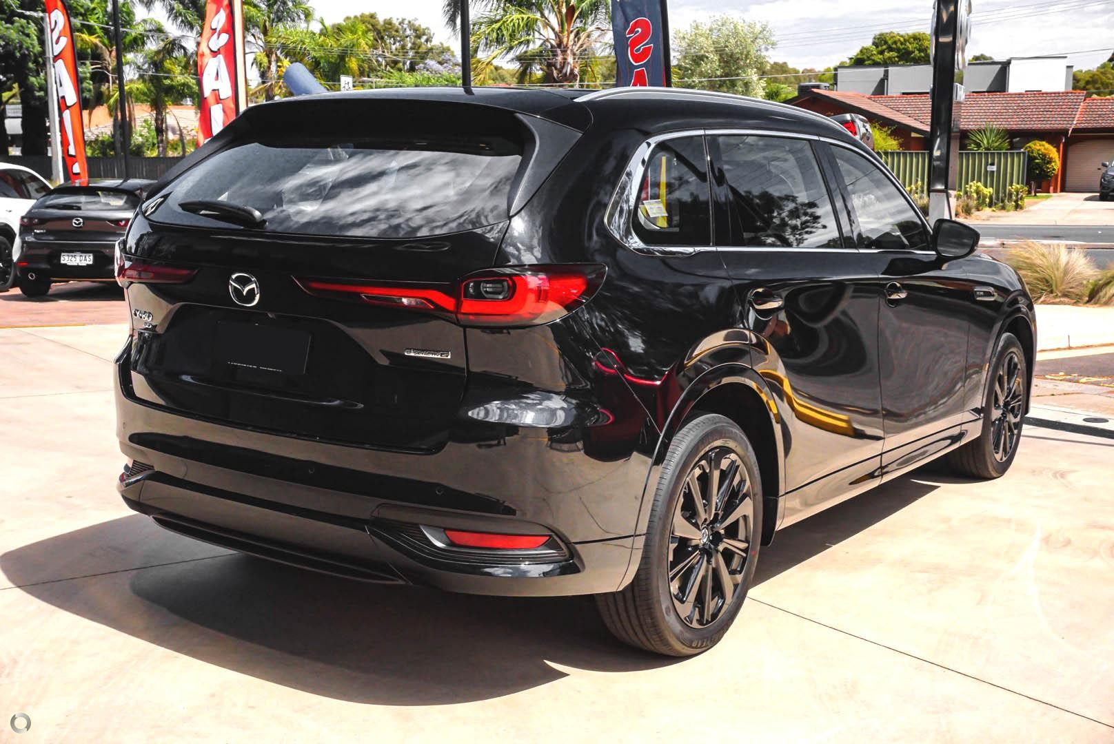 Mazda Cx-80 image 4