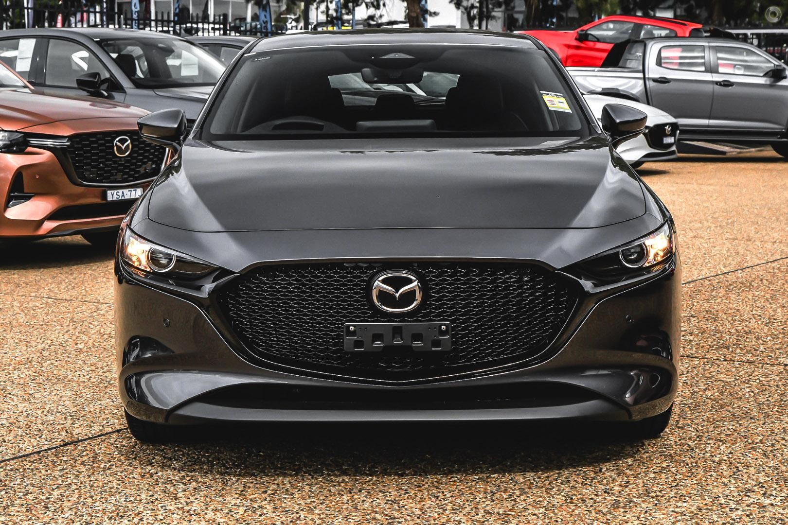Mazda 3 image 2