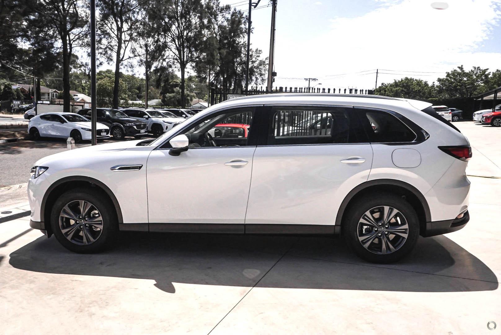 Mazda Cx-80 image 3