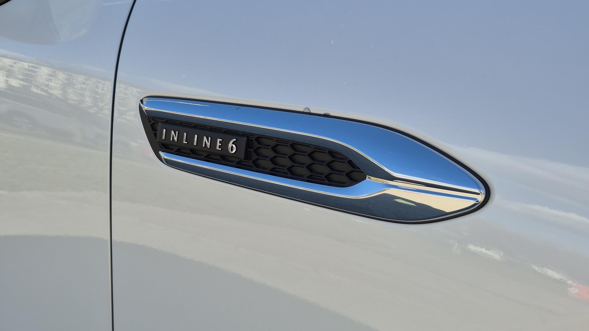 Mazda Cx-80 image 4