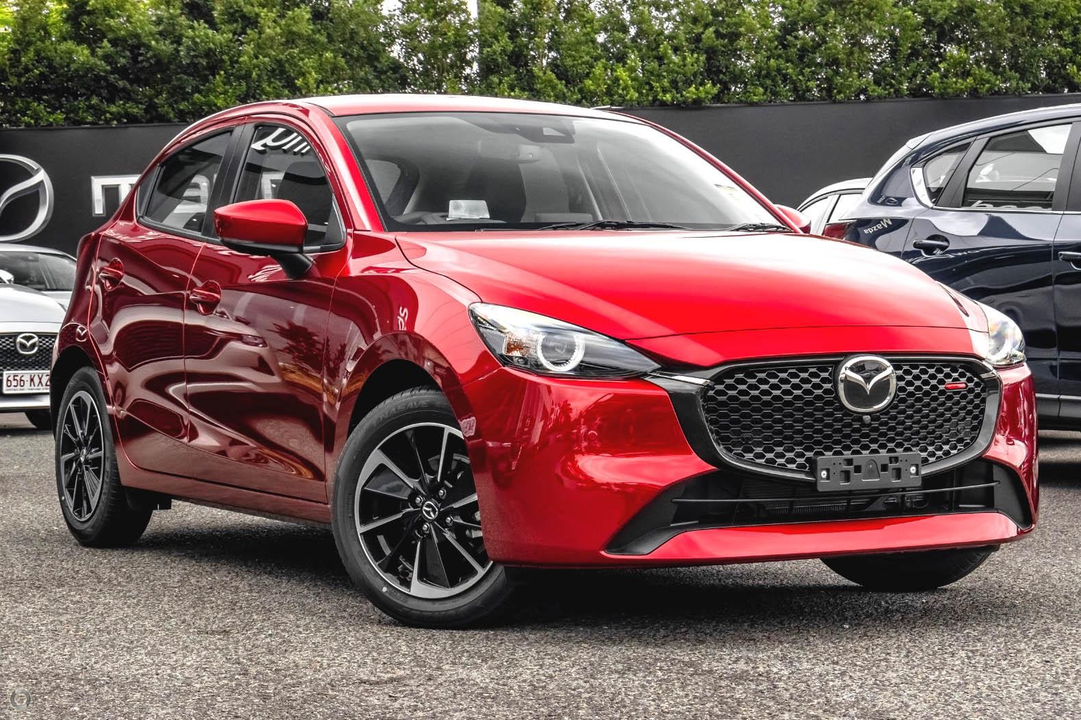 Mazda 2 image 1