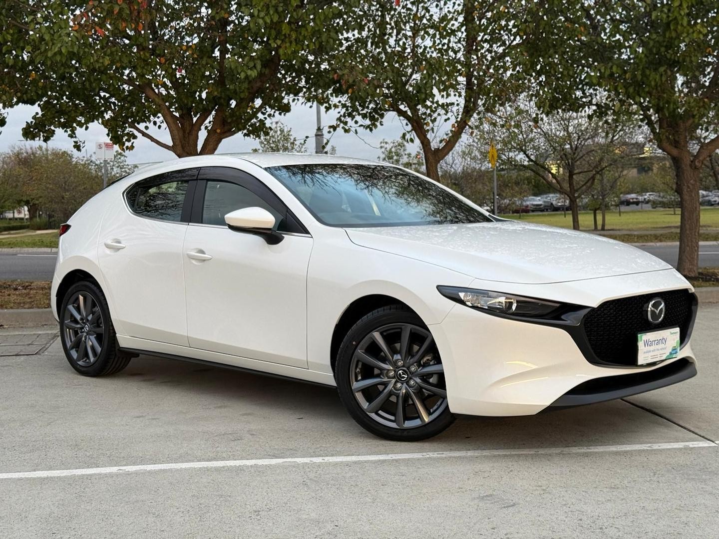 Mazda 3 image 1