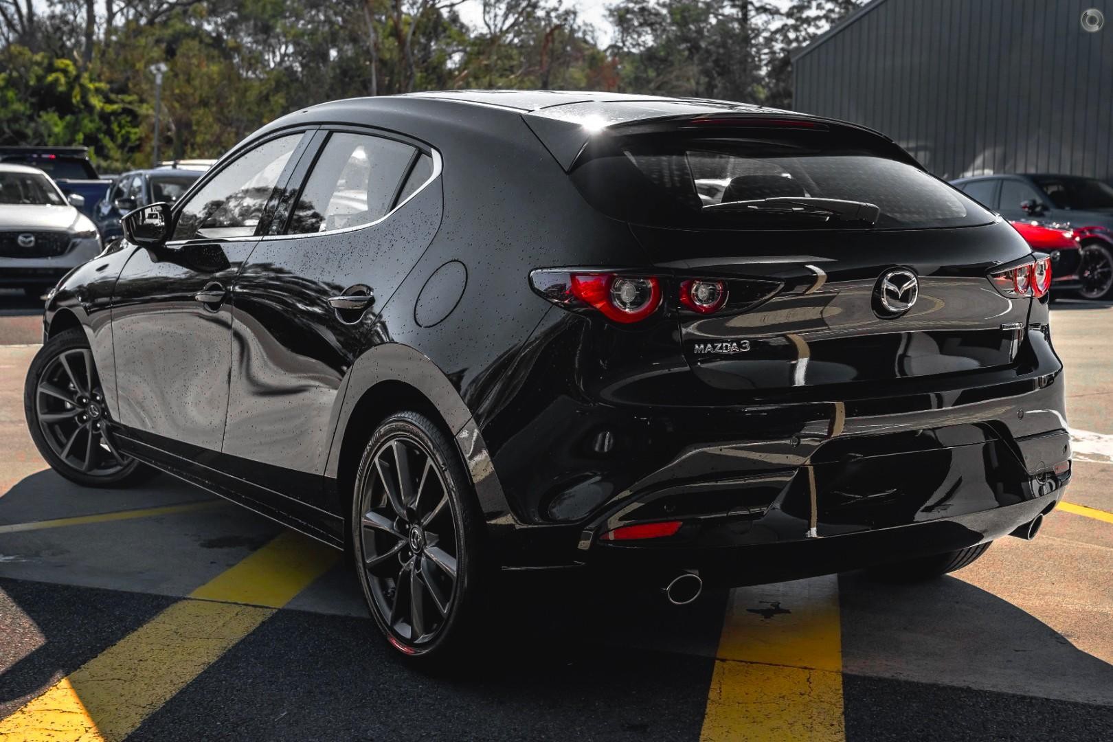Mazda 3 image 4