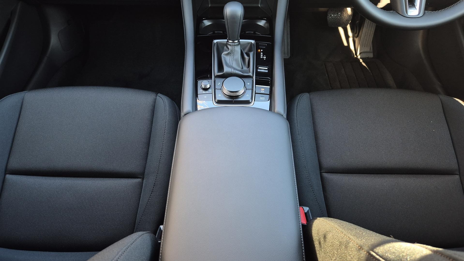 Mazda 3 image 3