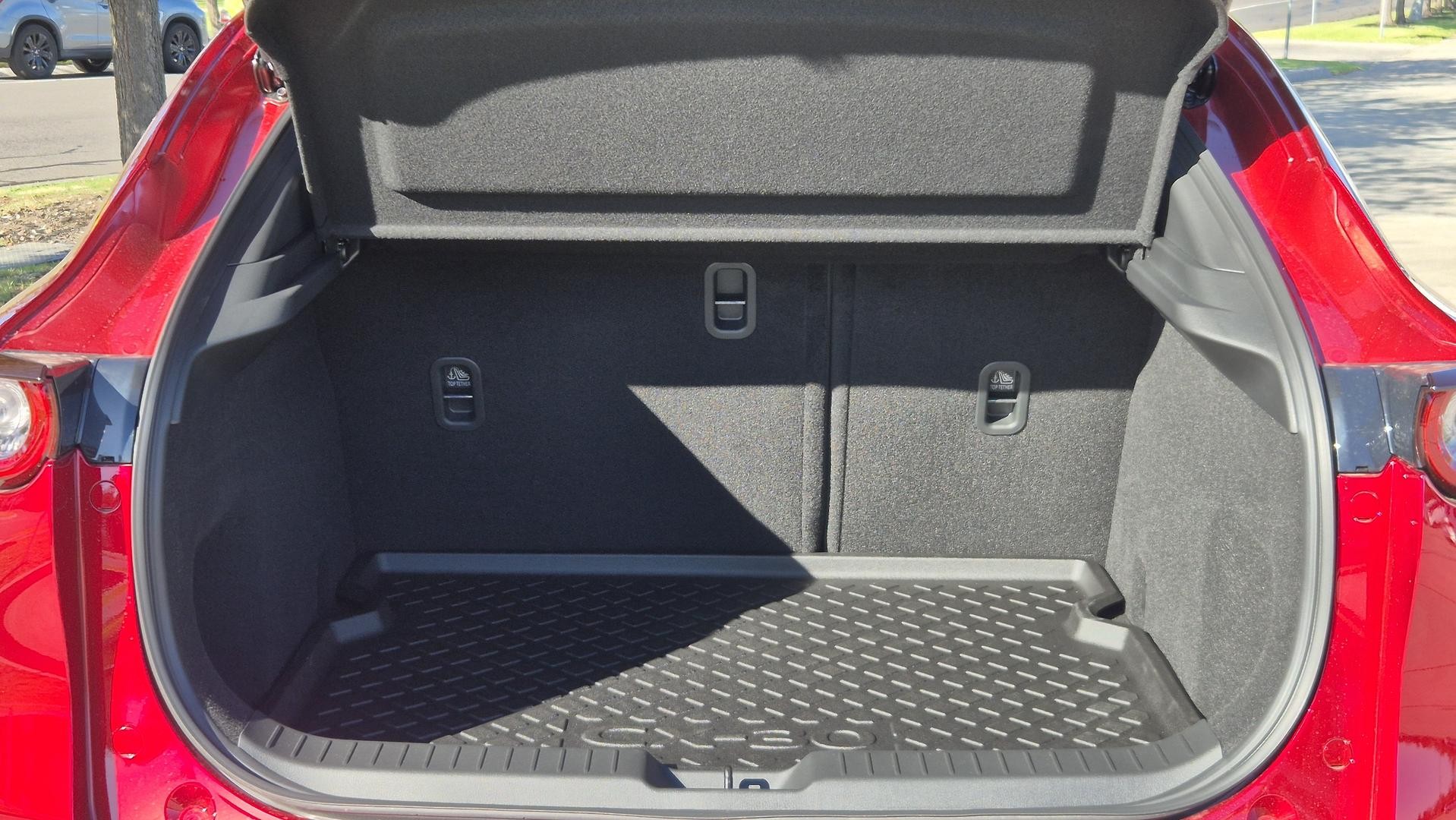 Mazda Cx-30 image 4