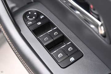 https://dvg-vehicle-assets.s3.amazonaws.com/11252635/pxamx64j2716llftc8s4an7x8.jpg