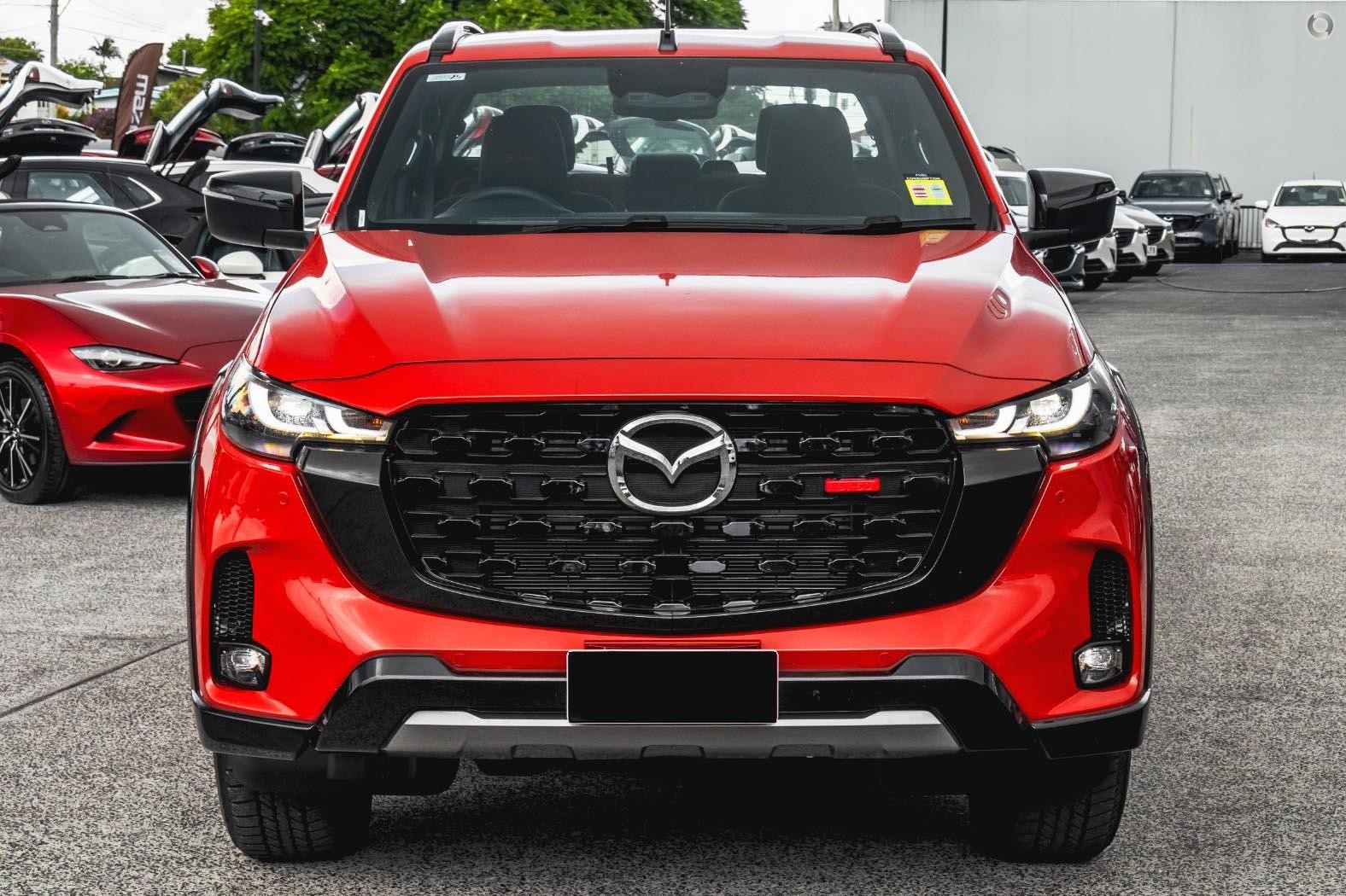 Mazda Bt-50 image 2
