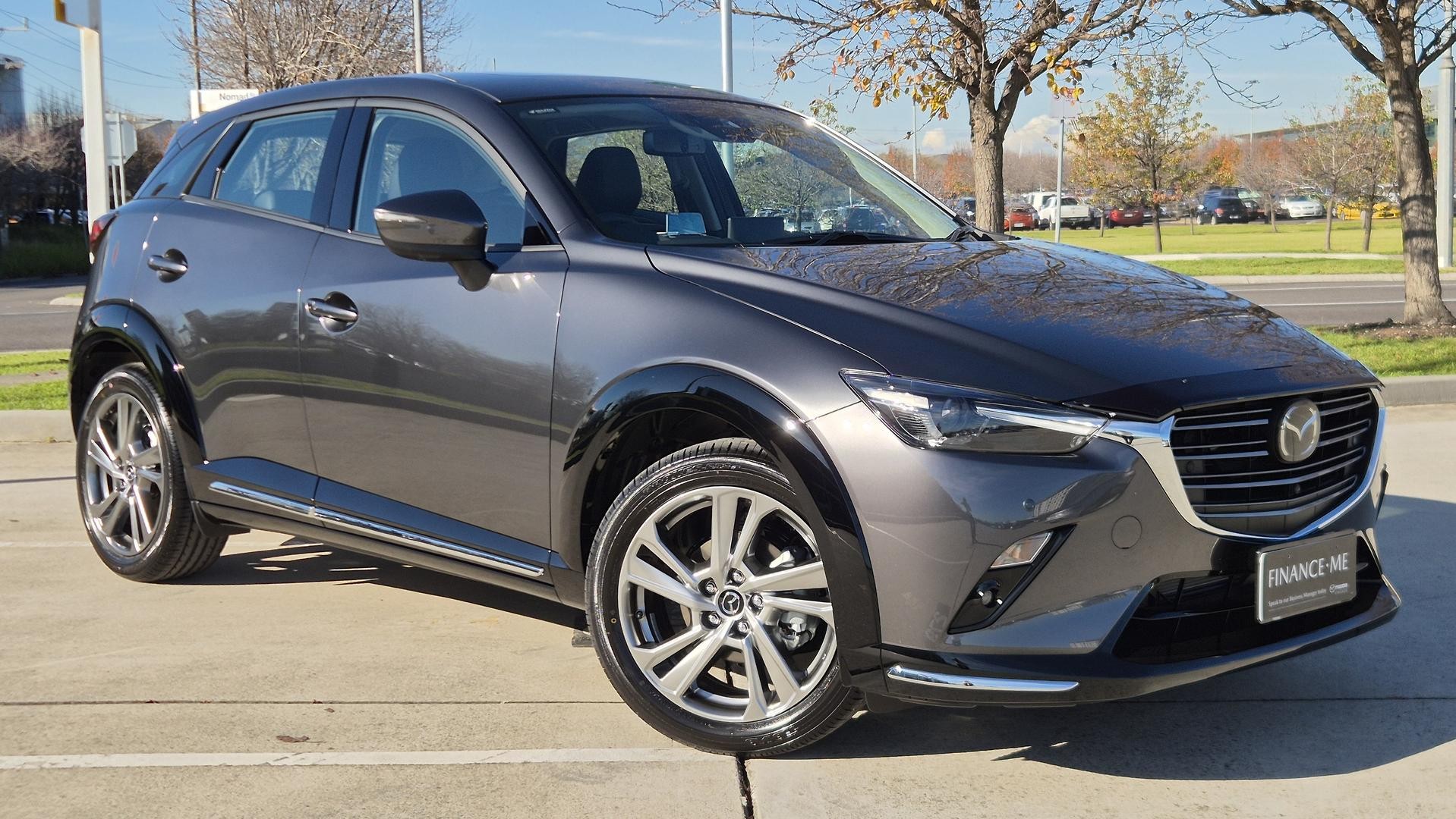 Mazda Cx-3 image 1