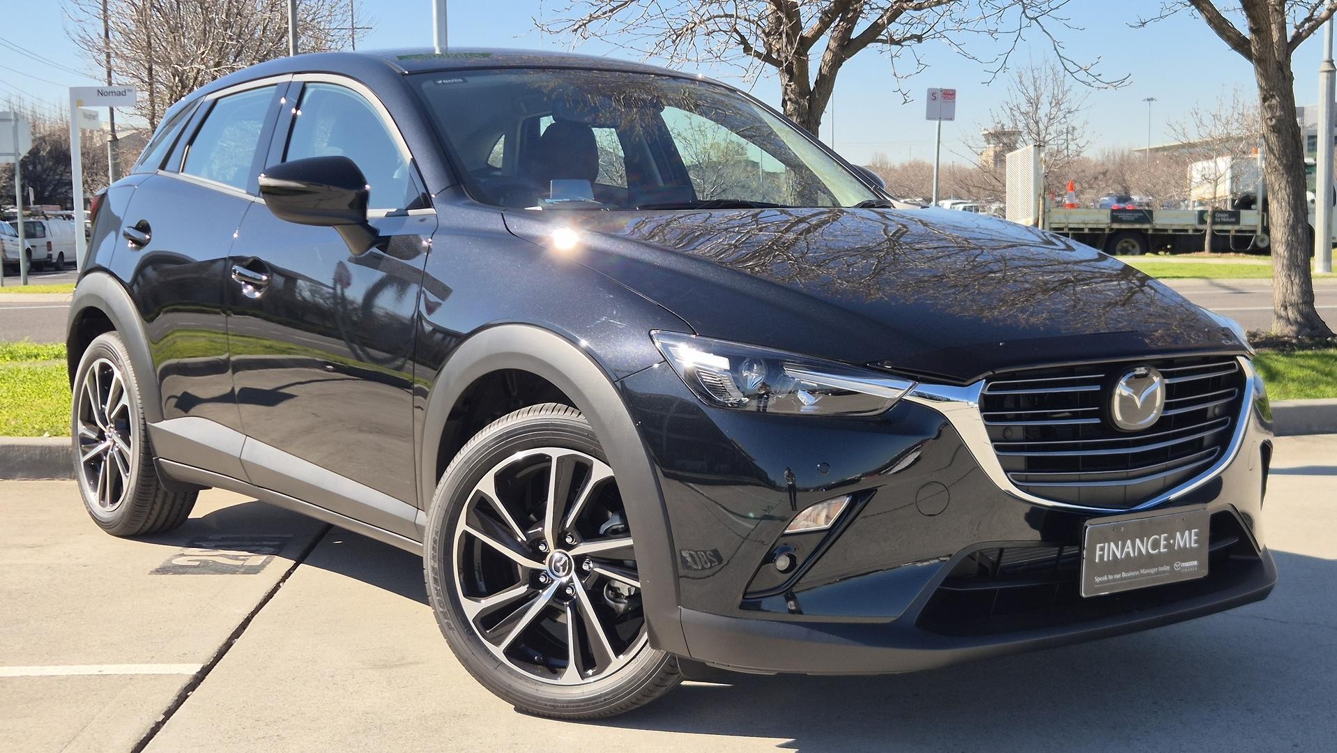 Mazda Cx-3 image 1